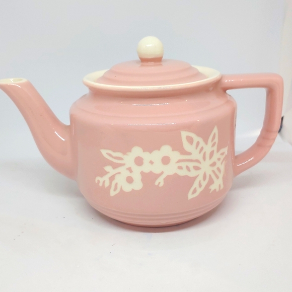 Harker Pottery Company Cameo Ware Dusty Rose Floral Teapot - Picture 8 of 13